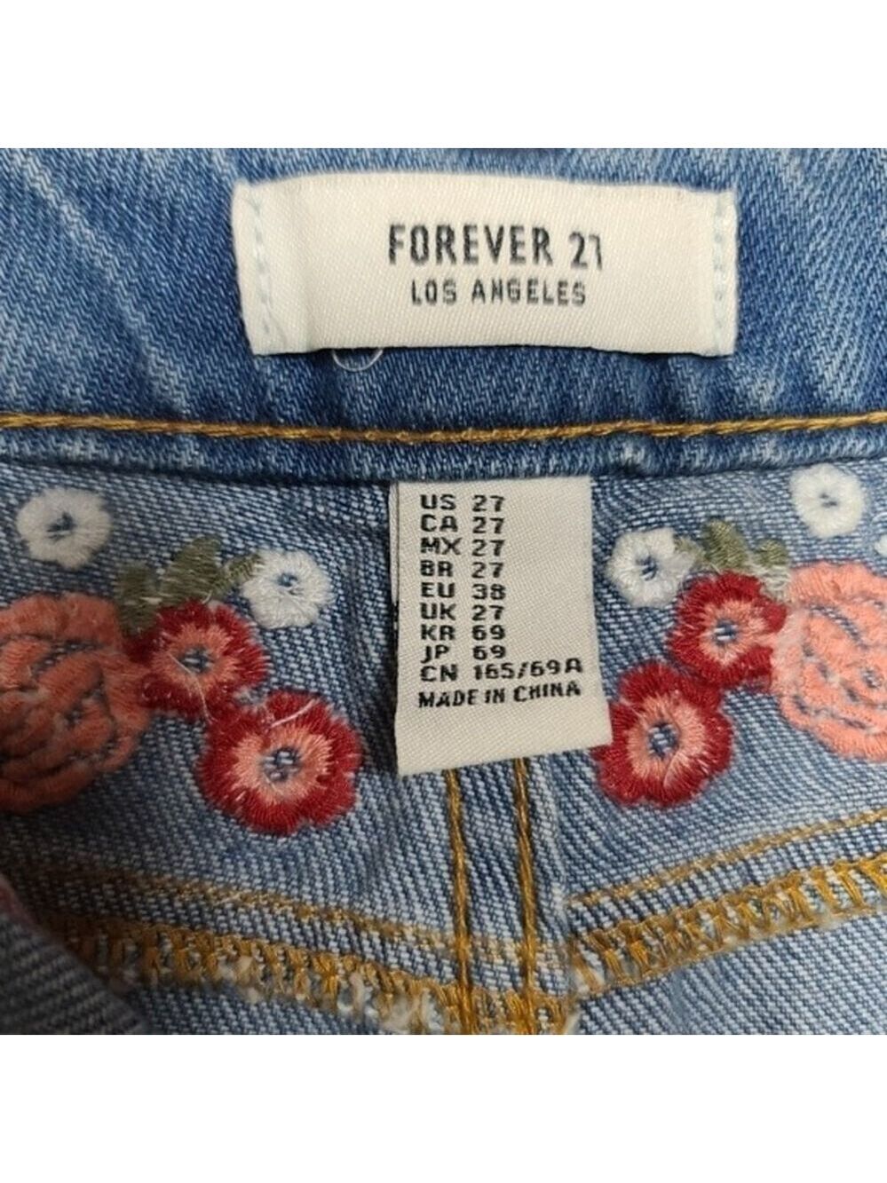 Forever 21 Floral Embroidered Denim Raw Hem Shorts 27 - Picture 6 of 7